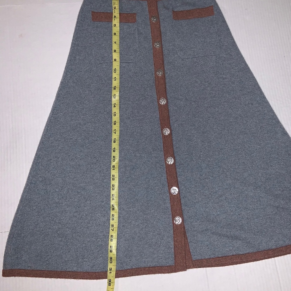 CHANEL Paris-Rome Cashmere Skirt - Picture 7 of 8
